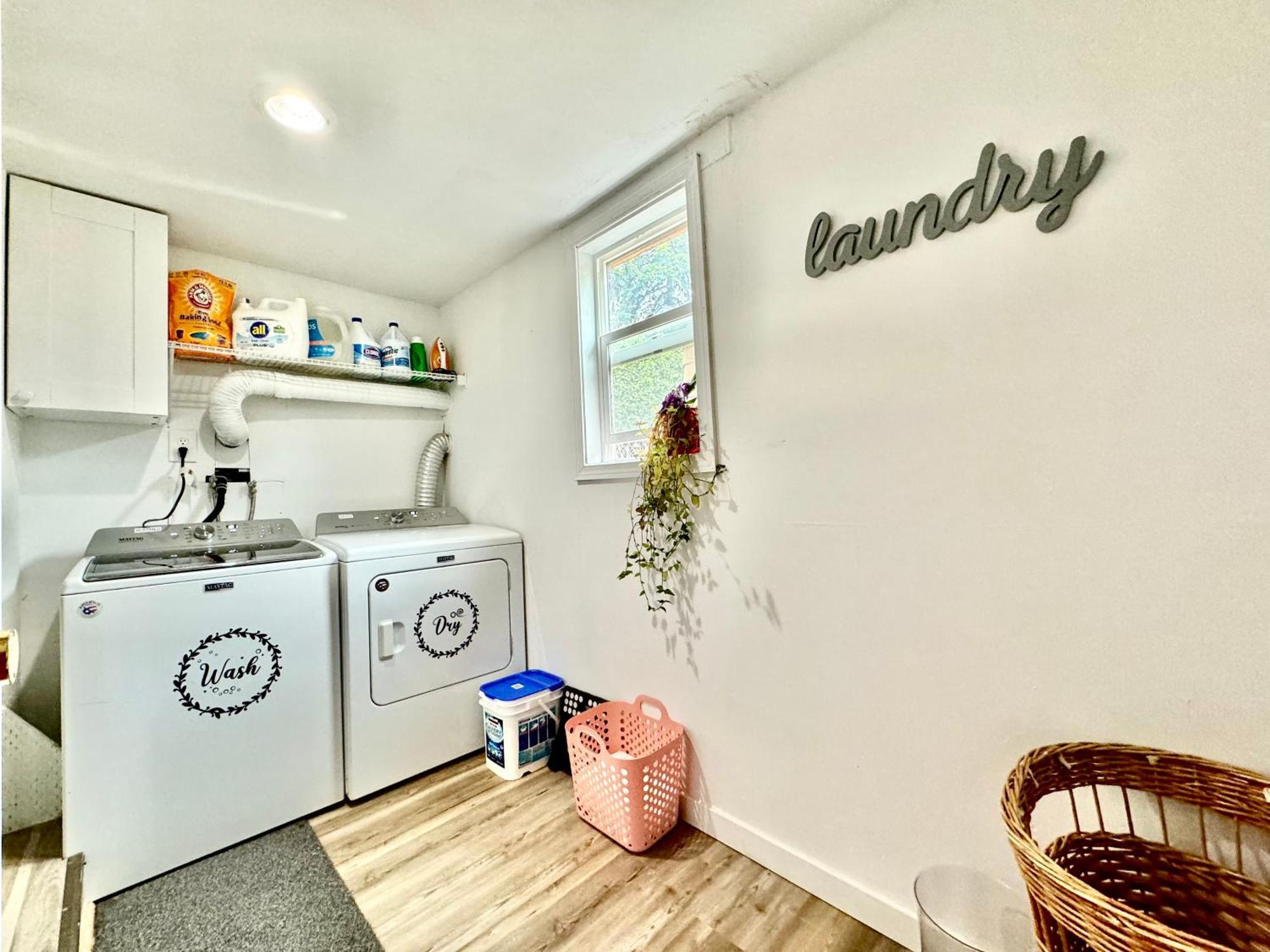 Private Room Tiny With Shared Bathroom Near Seatac Airport And Downtown 시애틀 외부 사진